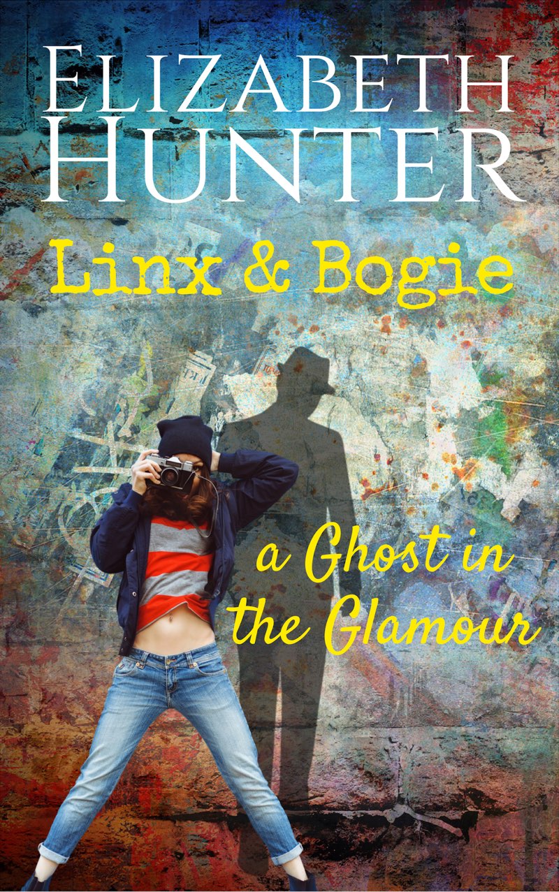 A Ghost in the Glamour: A Linx and Bogie Story
